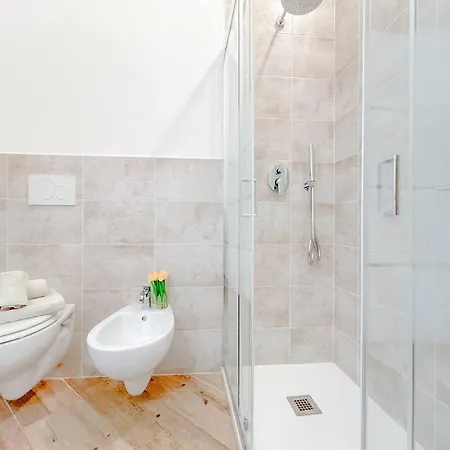 Apartment Elegante Via Sestri - Airport - Wifi