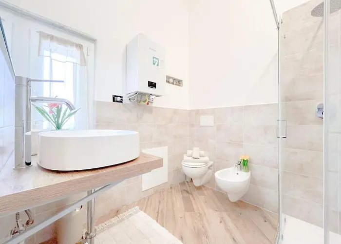 [elegante Suite] Via Sestri - Airport - Wifi Apartamento Génova